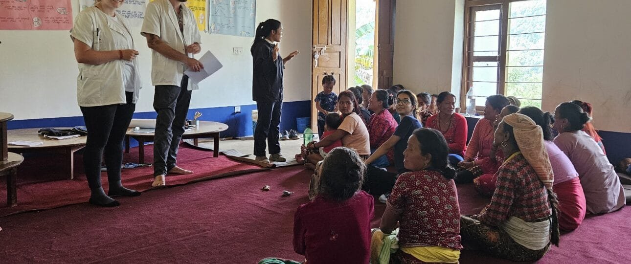 college summer volunteer programs